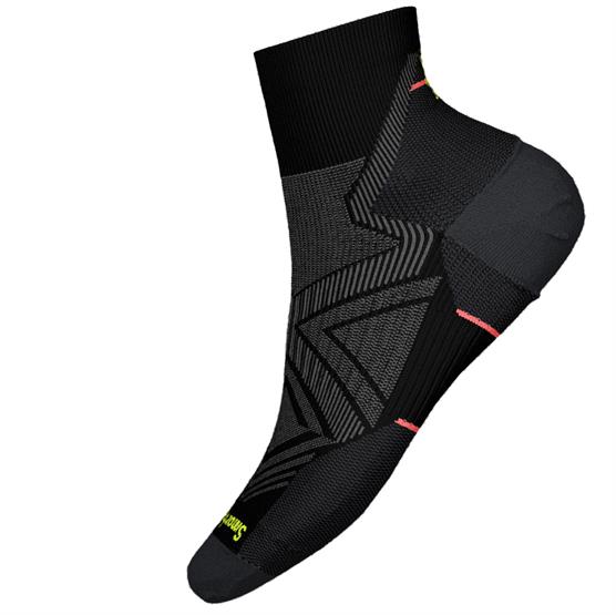 Smartwool Womens Run Zero Cushion Ankle Socks  Black