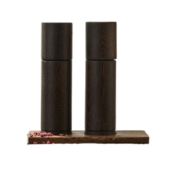 By Brorson Salt-   Pebersæt Med Bakke Røget Eg